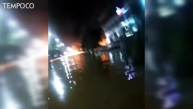 SPBU Shell Daan Mogot Terbakar saat Banjir, Dua Orang Terluka