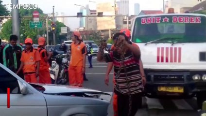 Mobil Berbendera Tauhid Kecelakaan, Diduga Akan Hadiri Reuni 212