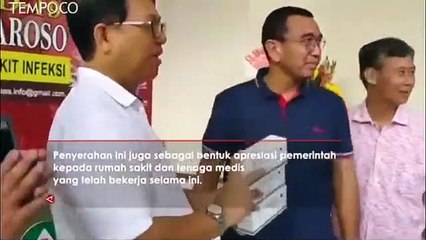 Pemerintah Menyerahkan 1.000 Butir Chloroquine ke RSPI Sulianto Saroso