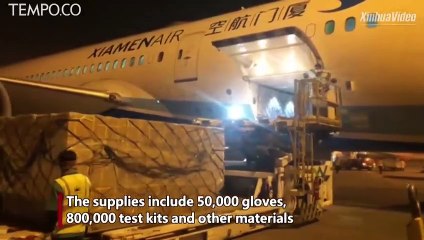 17 Ton Alat Kesehatan dari Cina Tiba di Jakarta