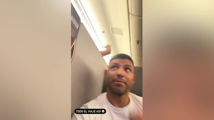 El calvario de Agüero en su viaje a Qatar por culpa de los fans brasileños | Diario AS