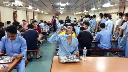 Suasana Observasi WNI di KRI dr. Soeharso-990