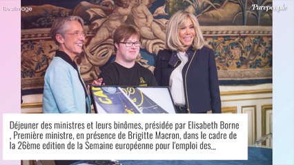 Brigitte Macron en jean slim : look rock pour la première dame à la fine silhouette