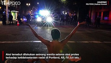 Aksi Demonstran Tak Berbusana Protes Kasus Rasial di Portland