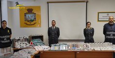 Ancona - Sequestrato carico di merce contraffatta dalla Cina (18.11.22)