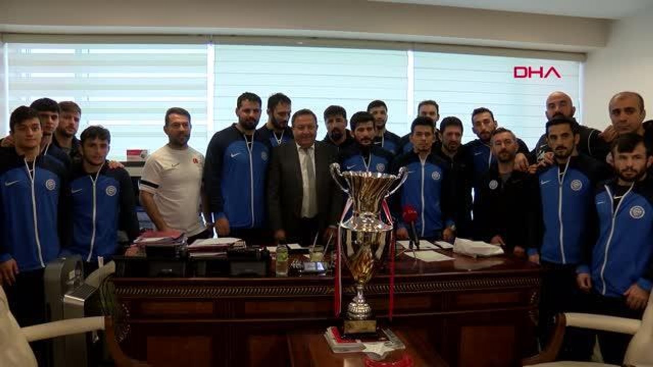 SPOR Şampiyon ASKİ Spor'dan Ankara Büyükşehir Belediyesi'ne ziyaret