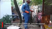 Cegah COVID-19, Warga Semprotkan Disinfektan Secara Swadaya