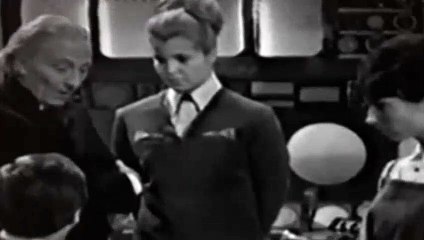 Doctor Who S01E31 The Sensorites Pt 1 Strangers In Space (1963–1989)