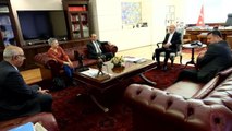 Kemal Kılıçdaroğlu, Kesk Eş Genel Başkanları Mehmet Bozgeyik ve Şükran Kablan Yeşil ile Görüştü