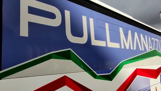 Inaugurato il nuovo pullman azzurro della Polizia di Stato di Roma
