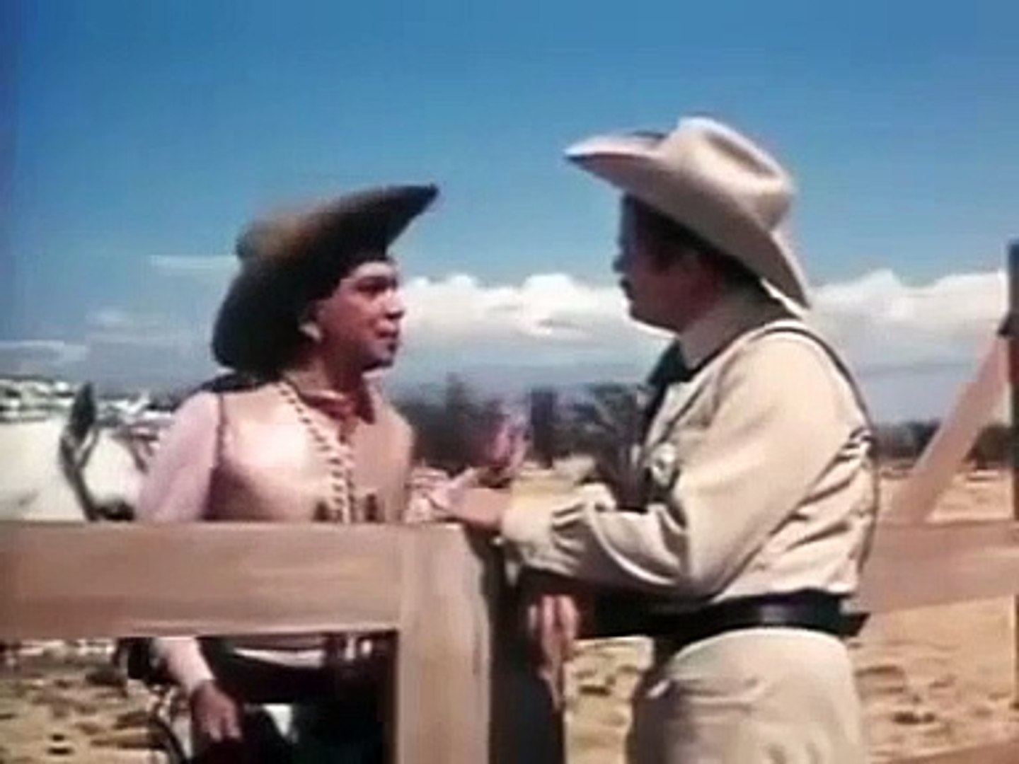 Cantinflas Por Mis Pistolas Pelicula Completa - PARTE 1 - Vídeo Dailymotion