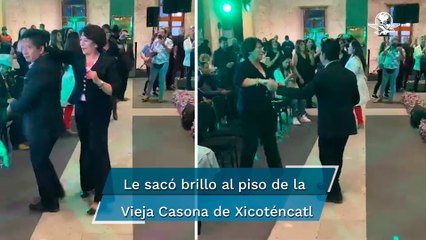 La maestra Delfina enseña pasos de baile tropical en evento del Senado