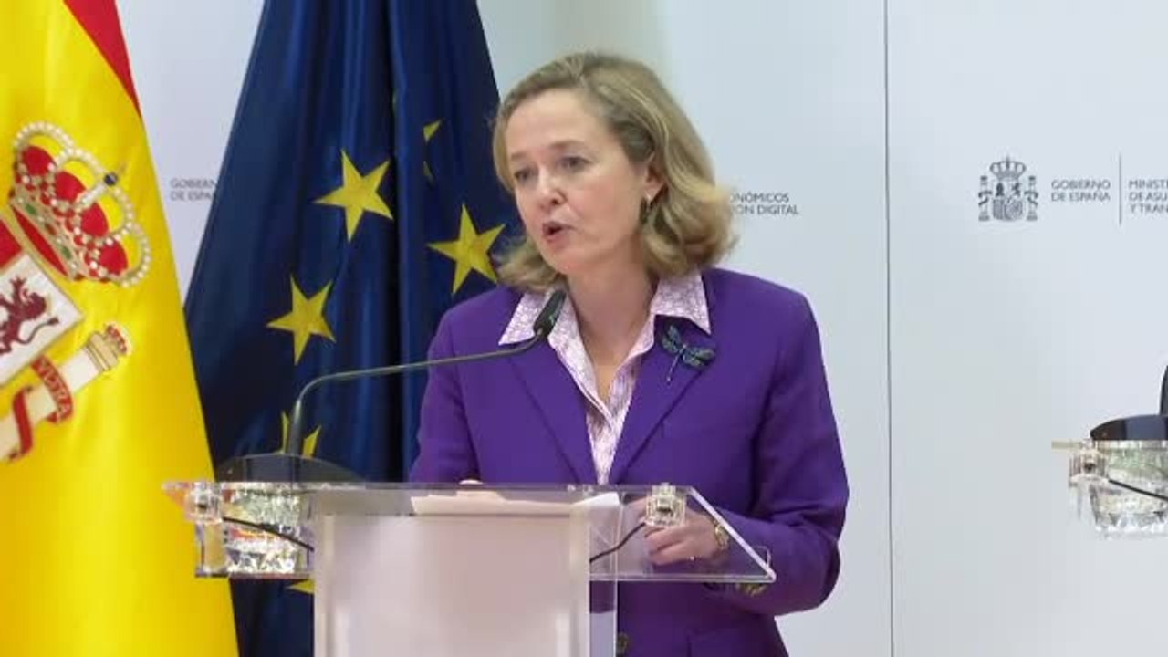 Calviño espera llegar a un acuerdo con los bancos "en las próximas horas" para proteger a los hipotecados más vulnerables