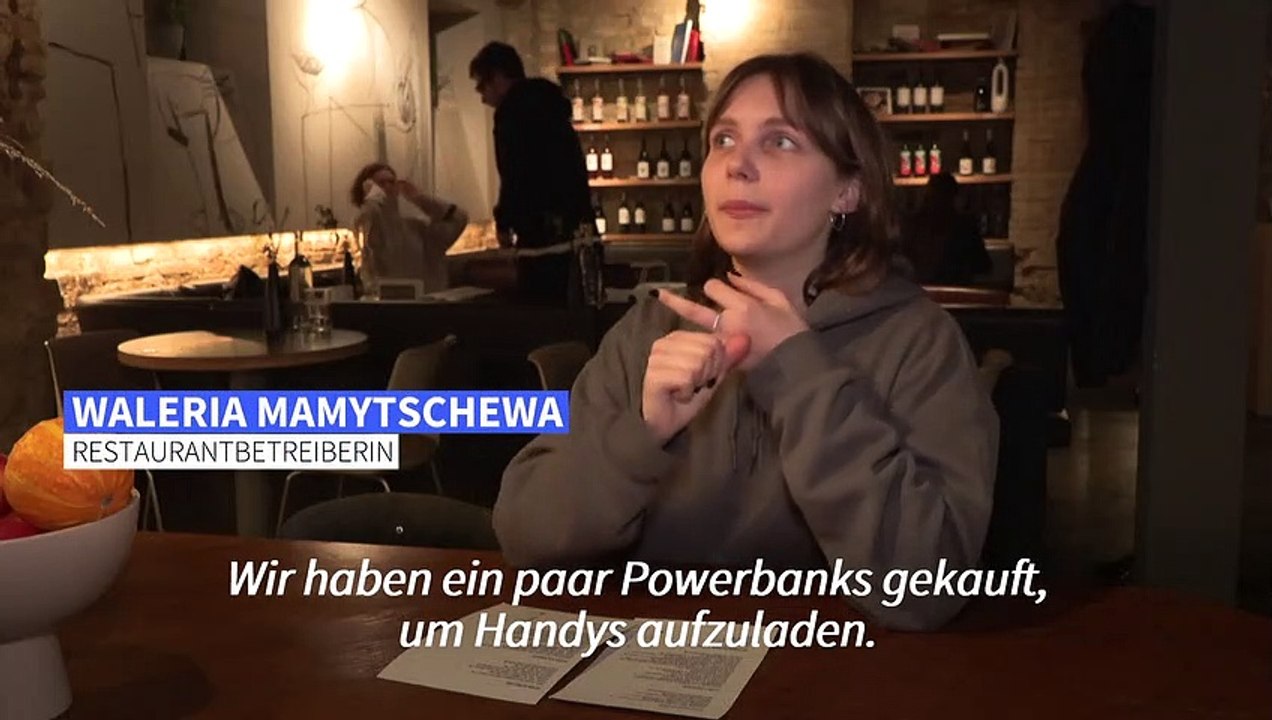 Stromausfälle in Kiew: Restaurants bewirten im Dunkeln