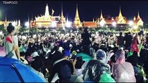 Simbol 3 Jari Aksi Protes Pro Demokrasi di Thailand