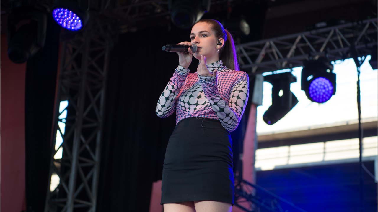 Voici - NRJ Music Awards : Adèle Castillon, nommée dans la catégorie révélation de l’année, s'est fait connaître loin de la musique