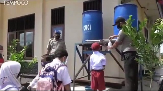 Polsek Sediakan Wifi Gatis Bagi Anak-anak Papua Barat Belajar Daring