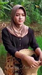 simple clothing from one of the Indonesian regions - video Dailymotion