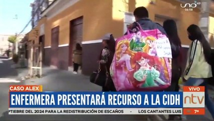 Denuncian que Dana sindicada por el rapto del bebé Alex fue obligada a modelar frente a policías