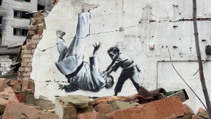 뱅크시, '우크라이나 그래피티' 제작 영상 공개 / YTN