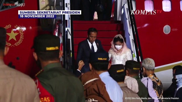 Momen Jokowi Tiba di Solo Disambut Ganjar, Akan Hadiri Muktamar Ke-48 Muhammadiyah