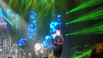 MAHALINI DENGAN LAGU KISAH SEMPURNA HIBUR AREK MALANG