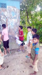 কাউরিয়ারচর যুব সমাজের উদ্যোগে আয়োজিত ৩ নভেম্বর মাহফিলের পোষ্টার লাগানো হচ্ছে