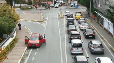 Sarıyer'de polisi görünce sürücü değişikliği yaptılar
