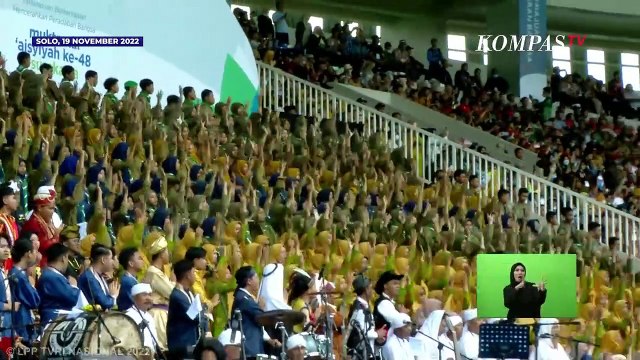 Iriana Jokowi Antusias Hadiri Muktamar ke-48 Muhammadiyah di Solo, Tepuk Tangan hingga Bergoyang