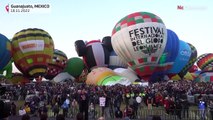 Megkezdődött a leoni hőlégballon fesztivál