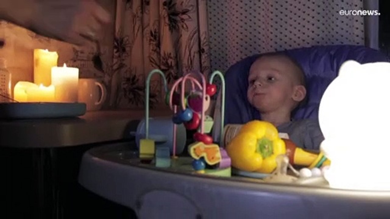 Kalte Wohnungen, Kerzenschein: Menschen in der Ukraine geben nicht auf