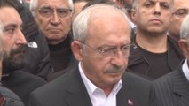 Kemal Kılıçdaroğlu, kardeşini son yolculuğuna uğurladı