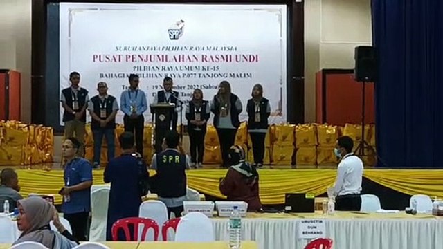 郑立慷3541多数票 中选为丹绒马林国会议员