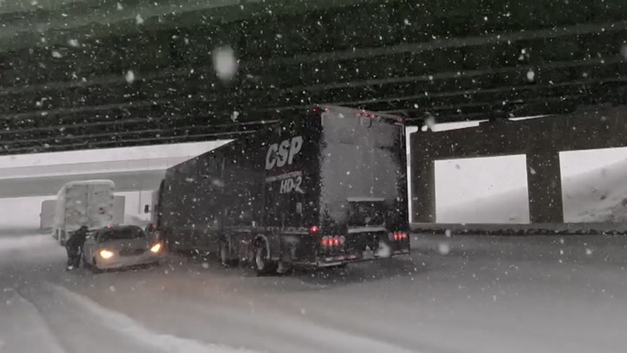 Residents dig out from historic snowfall in western New York