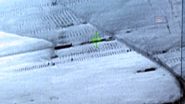 MSB, Suriye ve Irak'ın kuzeyine yönelik harekatın ilk görüntülerini paylaştı