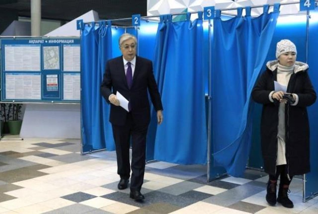 Kazakistan Cumhurbaşkanı Tokayev: "Ülkemizin aydın geleceği için oy veriyoruz"