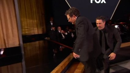 El actor Michael J. Fox recibe un Oscar honorífico por su lucha contra el Parkinson
