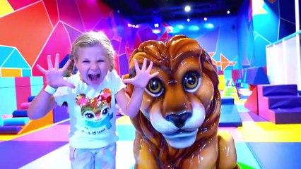 Diana and Roma Pretend to play Professions