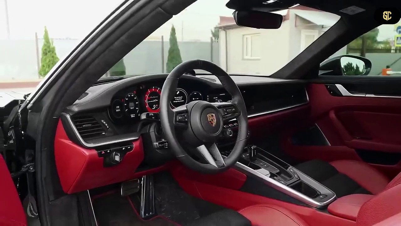 By 2022 Top Car Designs, the Porsche 992 Stinger GTR Carbon Edition is unveiled.