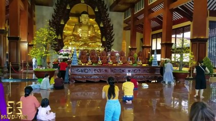 Phật Pháp nhiệm màu đưa tôi bước qua những ngày sa ngã