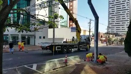 Sinalização de radar de 40 km/h é instalada na Rua Minas Gerais