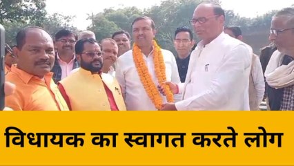 भदोही: किसानों के लिए राहत की खबर,रोही पिलखुना सहकारी समिति का हुआ उद्घाटन