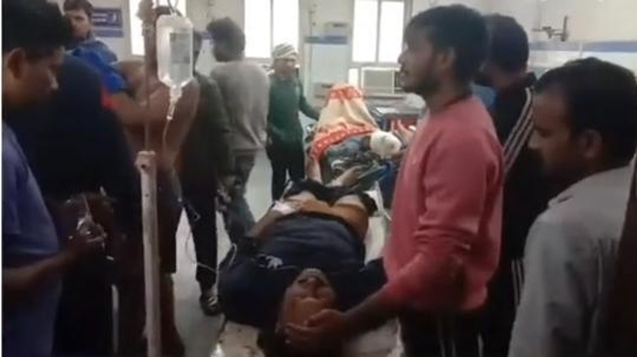 खूनी बदला: दबंगों नें सरेआम परिवार पर की ताबड़तोड़ फायरिंग, चीख पुकार से थर्राया इलाका...