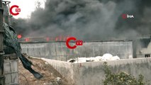 Bursa'da geri dönüşüm deposunda yangın: Rüzgarın etkisiyle büyüdü