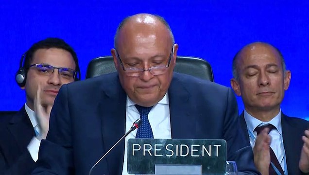 Dégâts climatiques aux plus pauvres: la COP27 adopte le principe d'un fonds spécial