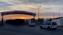 Kilis'te sınır kapısı bölgesine roket atılması sonucu 1 asker, 2 polis yaralandı