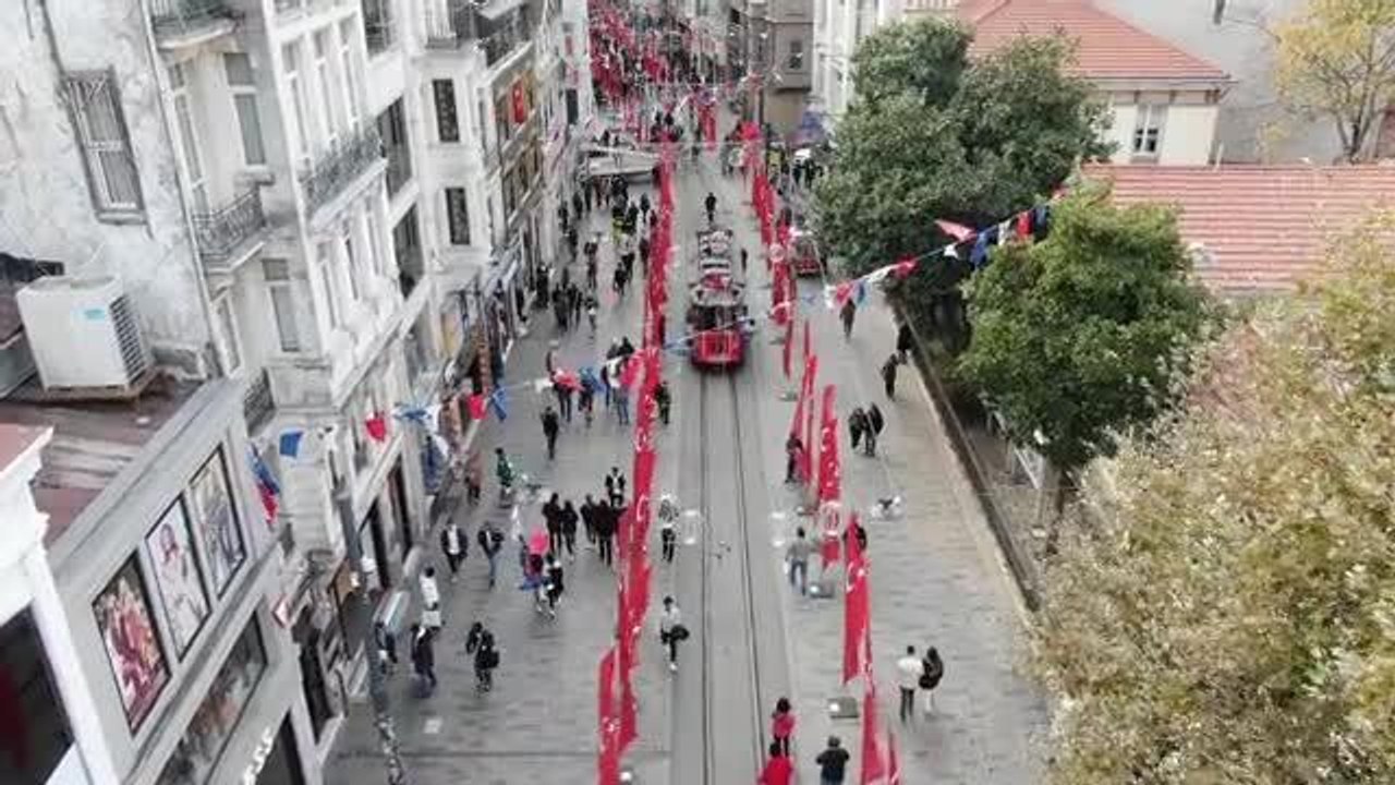 İstanbul Valisi Yerlikaya, Bir Hafta Sonra İstiklal Caddesi'nin Görüntülerini Paylaştı