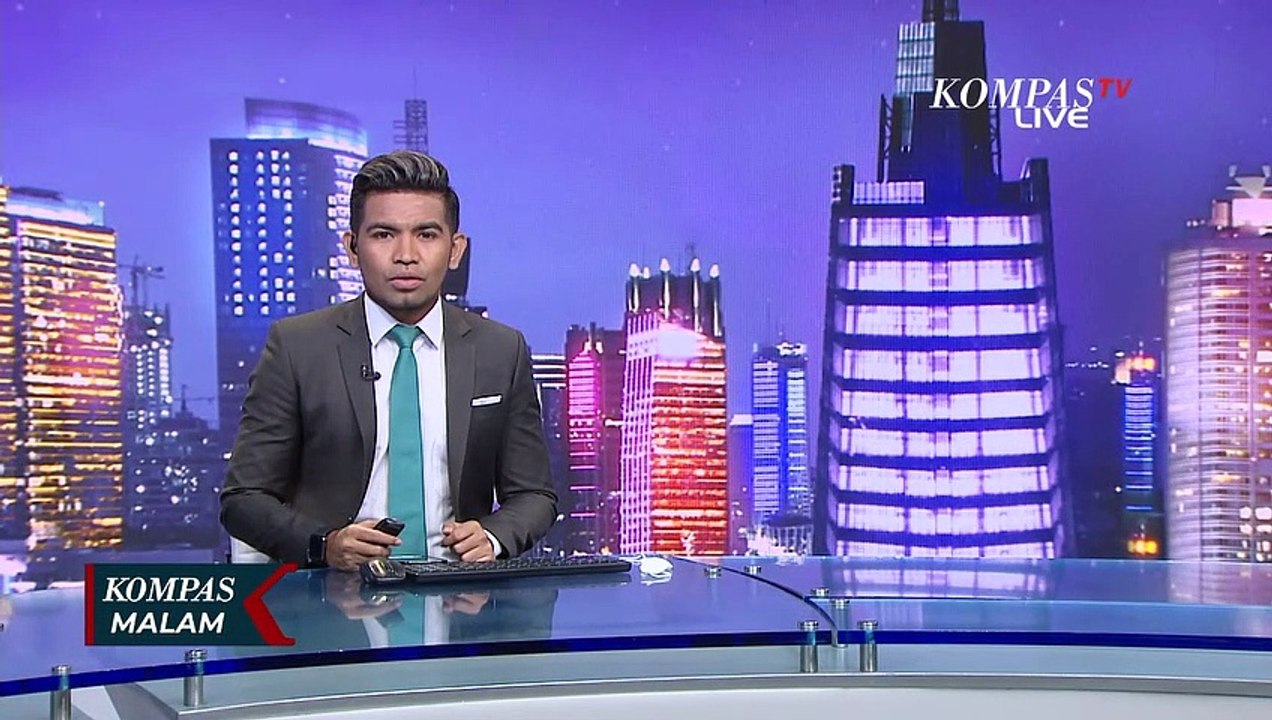 Terekam CCTV, Seorang Pejalan Kaki Dijambret oleh Pengendara Motor di Kawasan Kuningan!