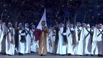İzleyenler şaşırıp kaldı! Katar'daki Dünya Kupası açılışı kılıçlarla yapıldı