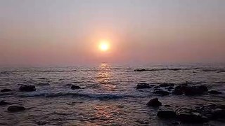 Sunset view beach in Mumbai band stand
